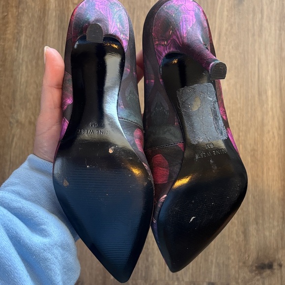 Nine West Purple Floral Women's Heels - Picture 7 of 9
